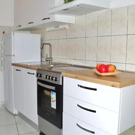 Zenta Apartman *