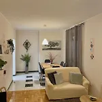 Apartamento Zenta *